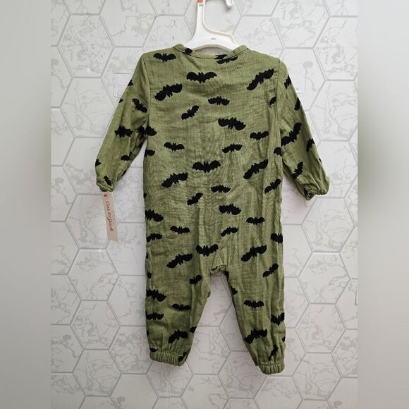 New Green Baby Halloween Gauze 100% cotton Bat Long Sleeve Romper,  Cat & Jack - Picture 6 of 8